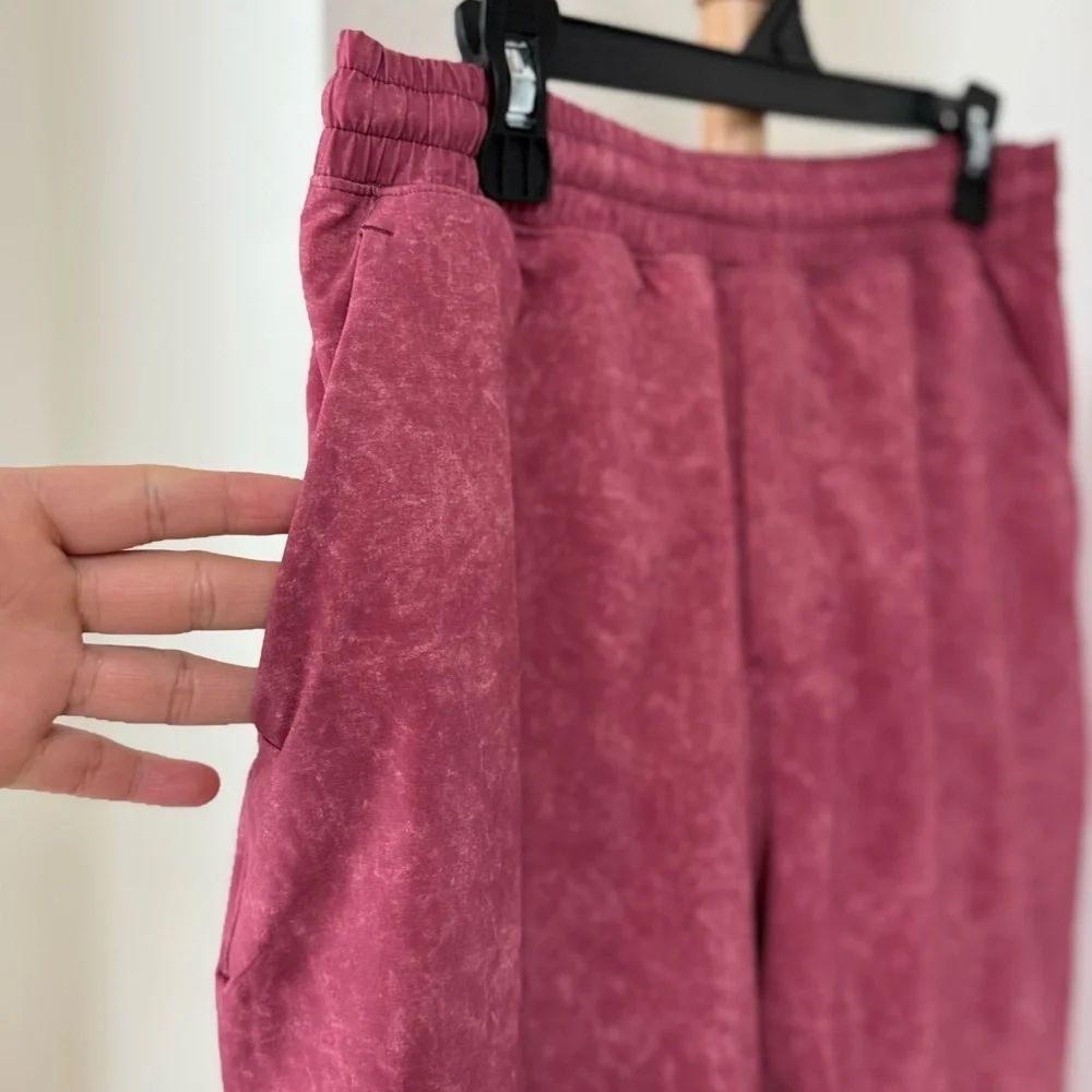 Lululemon Pink Redish Pace Breaker Athletic Short 9